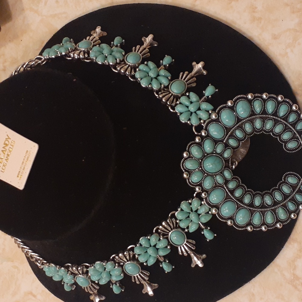 EYE CANDY LOS ANGLES NECKLACE SQUASH NEW